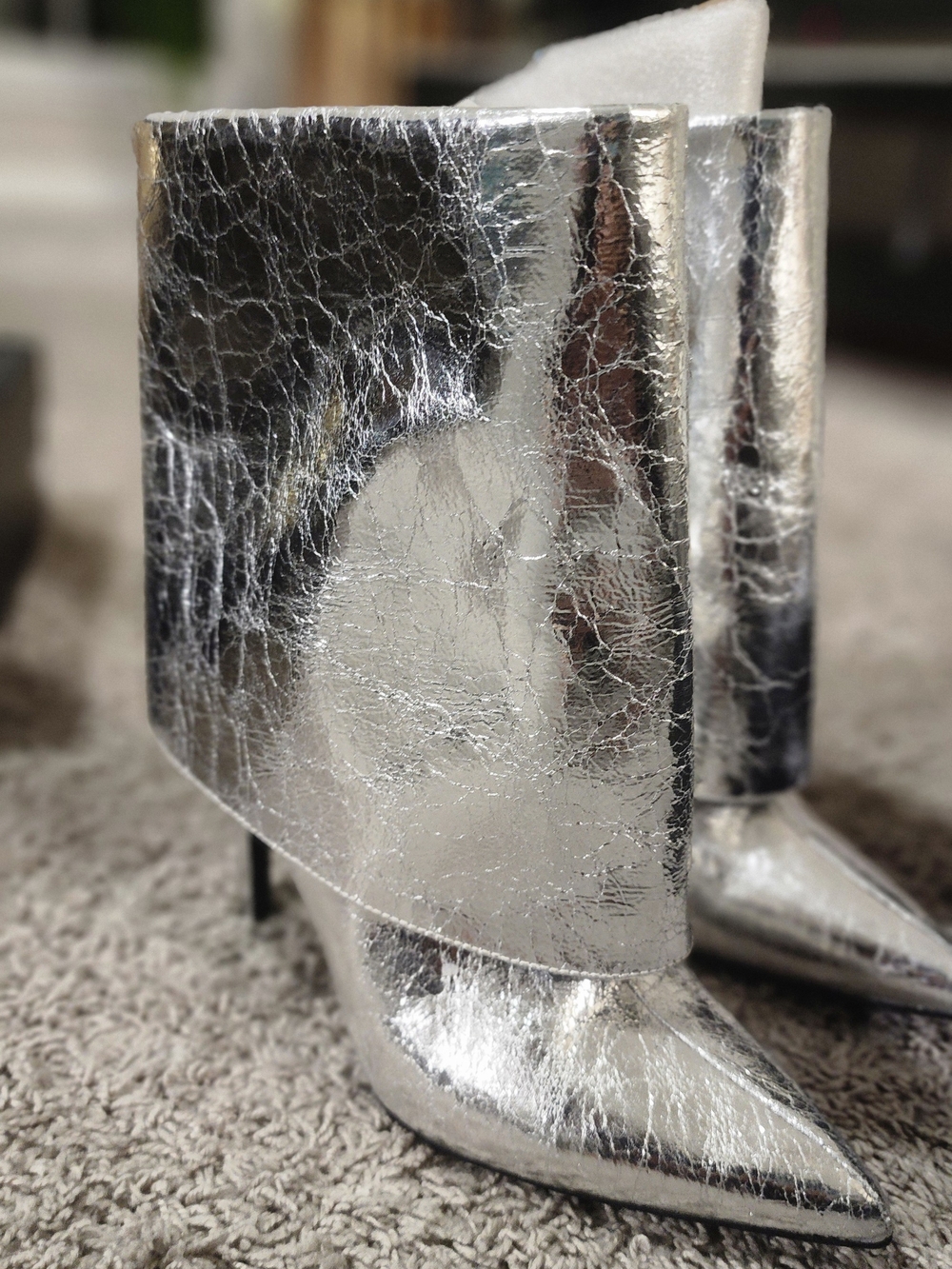 Silver Metallic Pointed-Toe Women's Ankle Boots New With Box Damaged Box